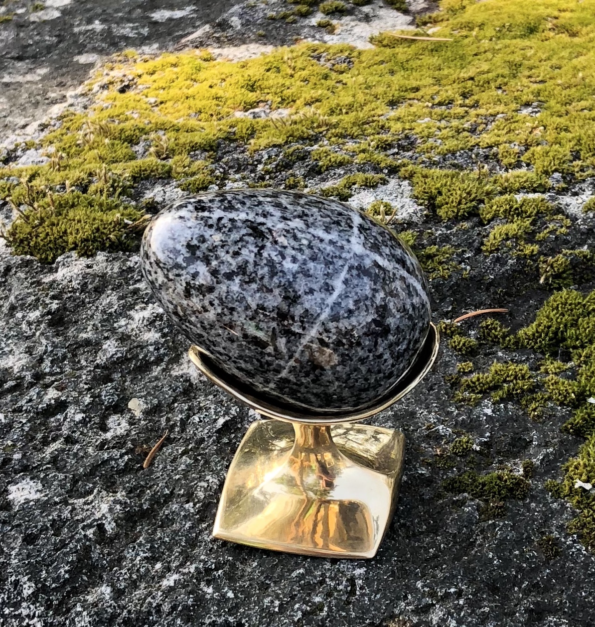 Blue Granite Egg by George Pratt